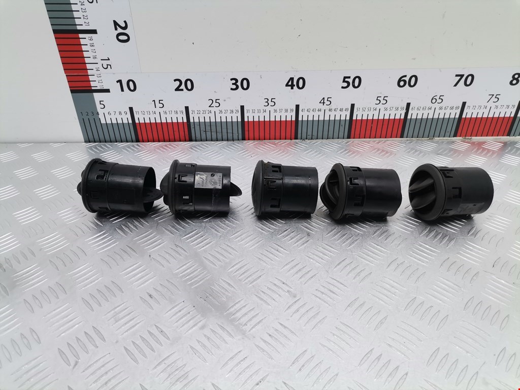 Дефлектор воздушный IVECO Daily III 1999-2006