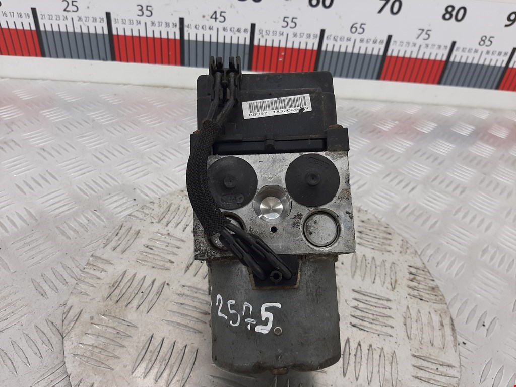 Блок ABS (насос) SUBARU Legacy 1998-2004