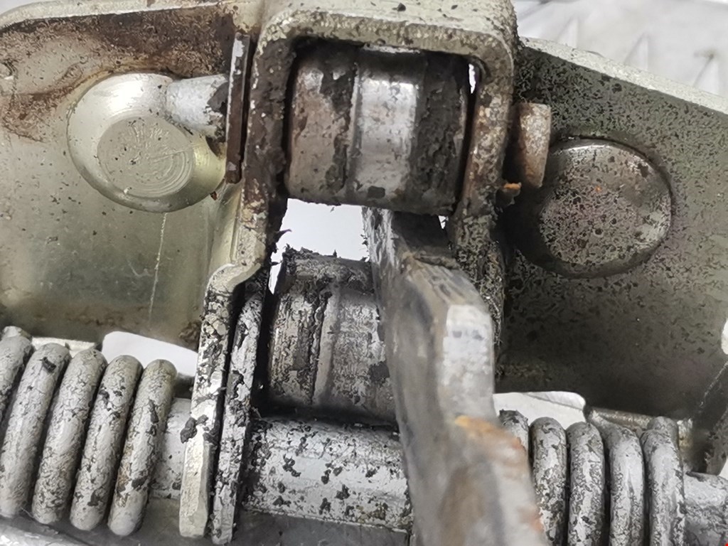 Ограничитель открывания двери DACIA Sandero 2008-2012