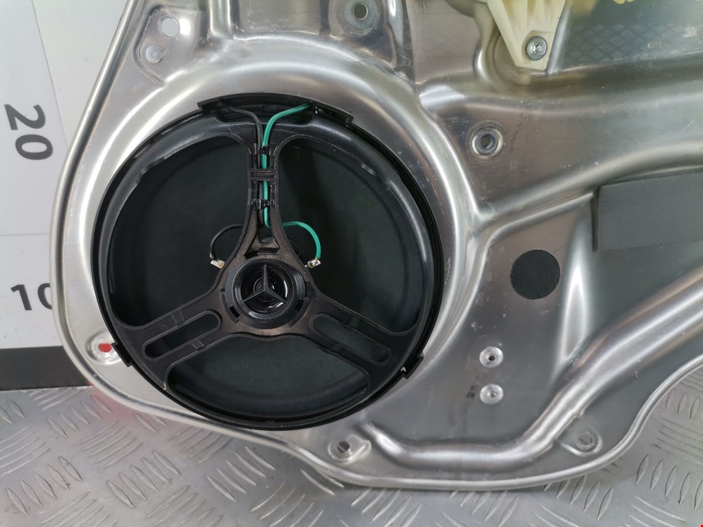 Стеклоподъемник задний правый MERCEDES-BENZ C-Class C-klasse W204 2007-2015