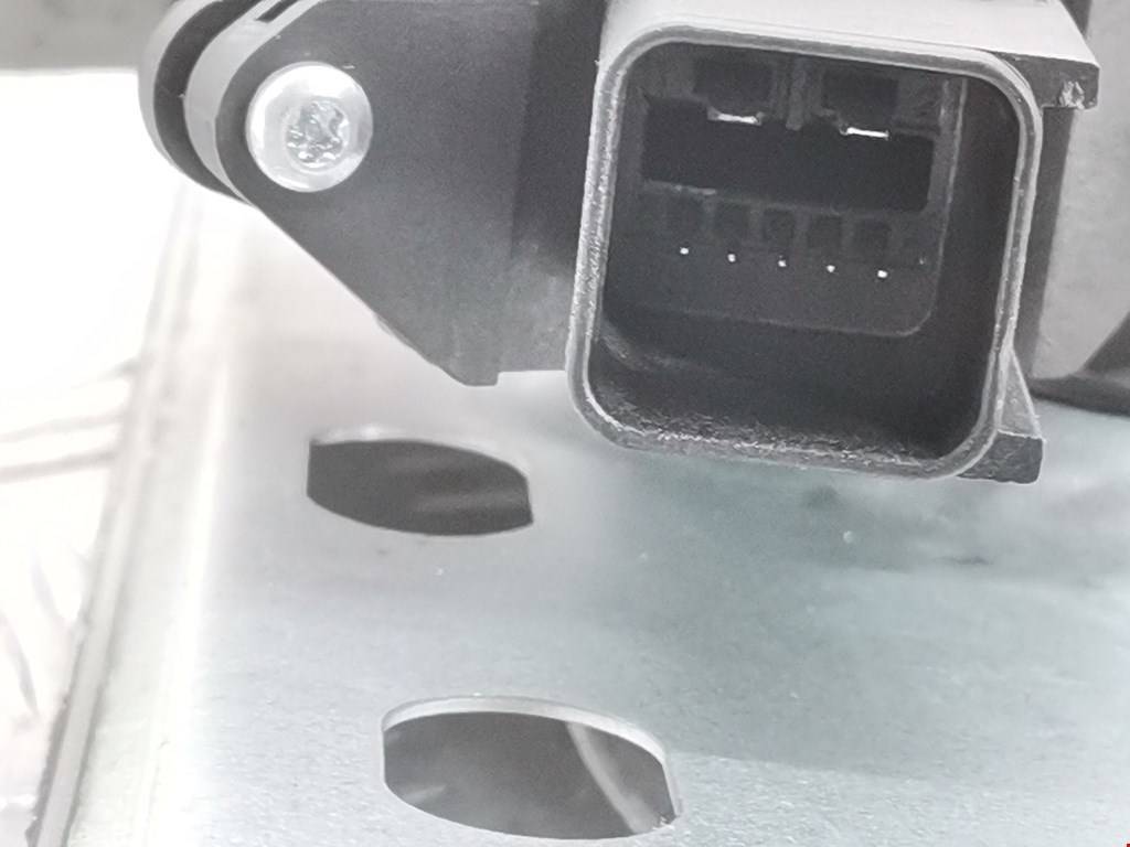 Стеклоподъемник задний левый OPEL Astra K 2015-2021