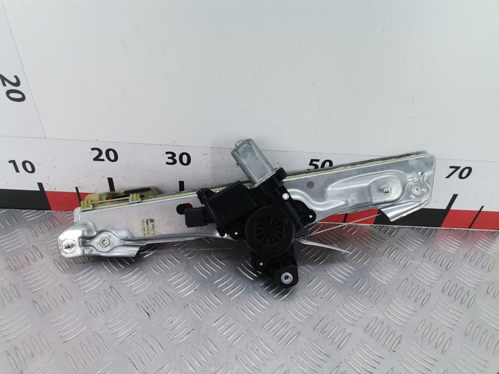 Стеклоподъемник задний левый OPEL Astra K 2015-2021