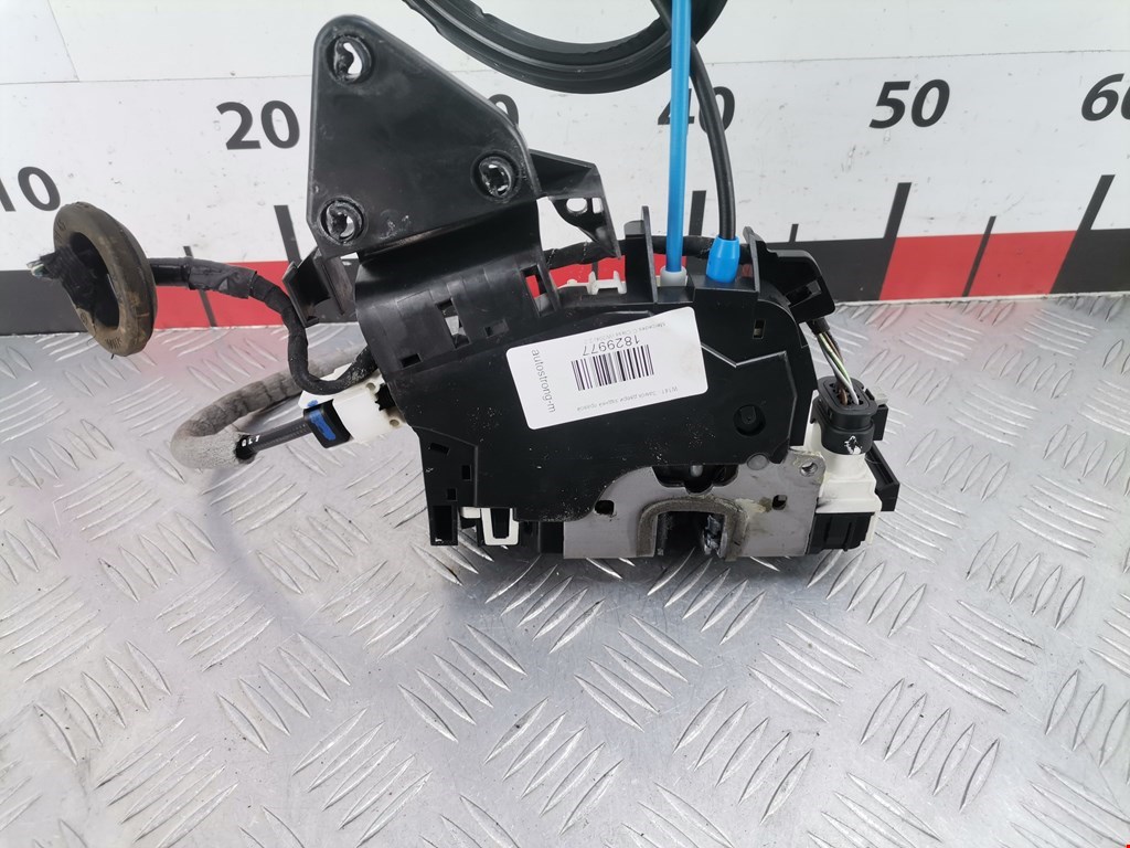 Замок двери задней правой MERCEDES-BENZ C-Class C-klasse W204 2007-2015