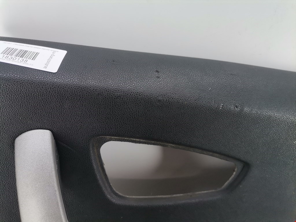Обшивка двери задняя правая BMW 1er E81\E87 2004-2011