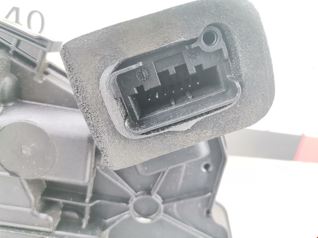 Замок двери передней правой VOLKSWAGEN Golf VI 2009-2012