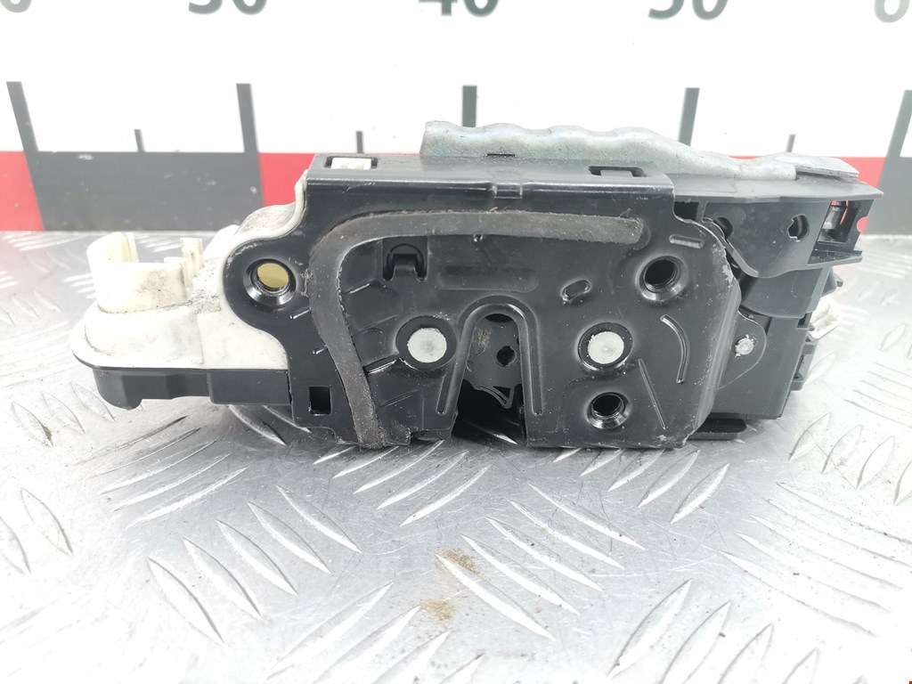 Замок двери передней правой VOLKSWAGEN Golf VI 2009-2012