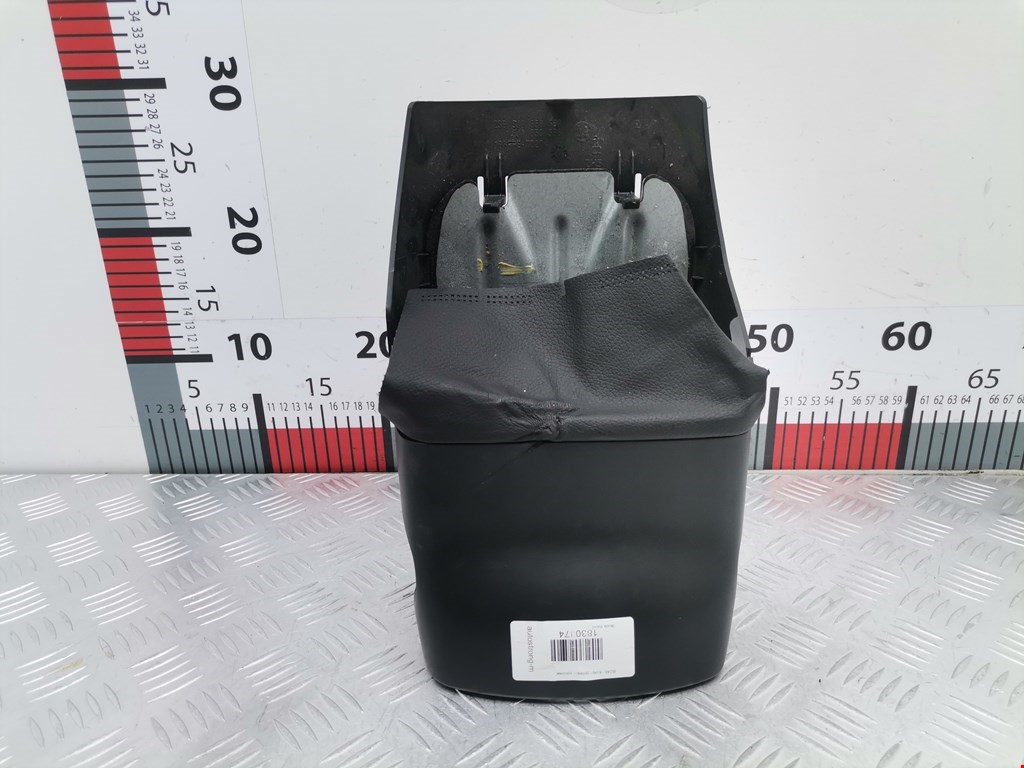 Кожух рулевой колонки SKODA Rapid 2012-2020