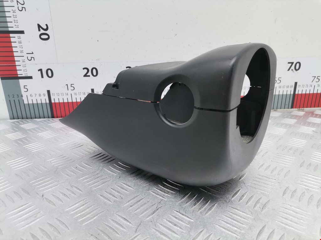 Кожух рулевой колонки SKODA Rapid 2012-2020