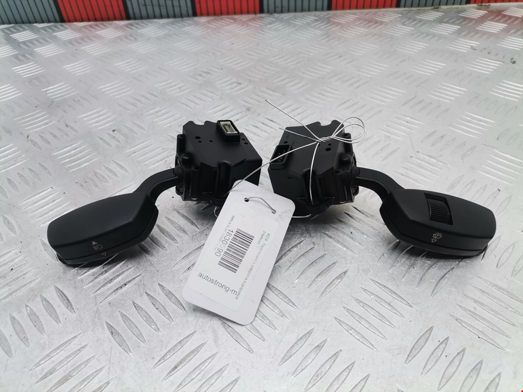 Переключатель поворотов подрулевой BMW 6er E63/E64 2003-2011