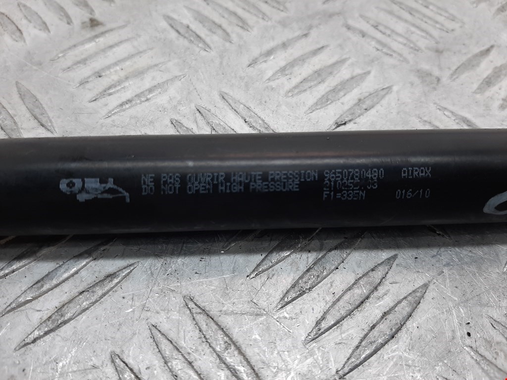 Амортизатор крышки (двери) багажника PEUGEOT 207 2006-2015