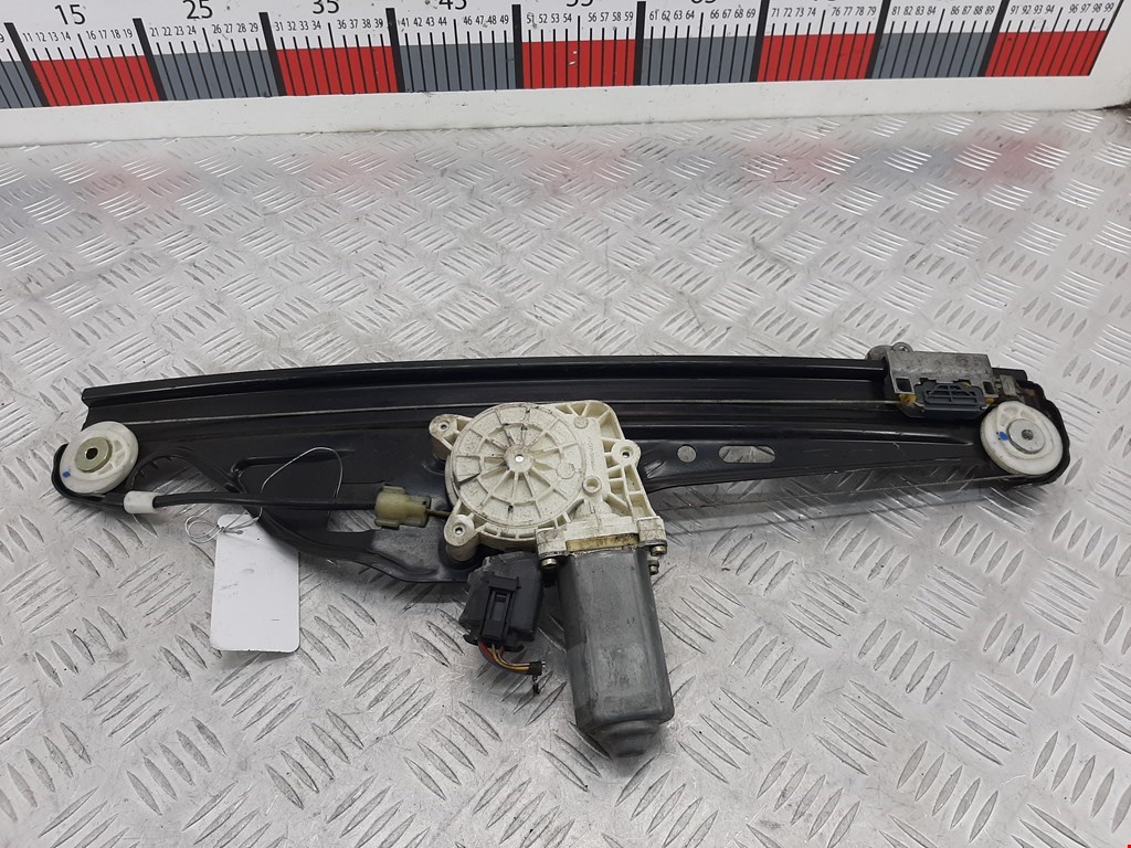 Стеклоподъемник задний левый BMW 5er 5 серия E60/E61 2003-2010