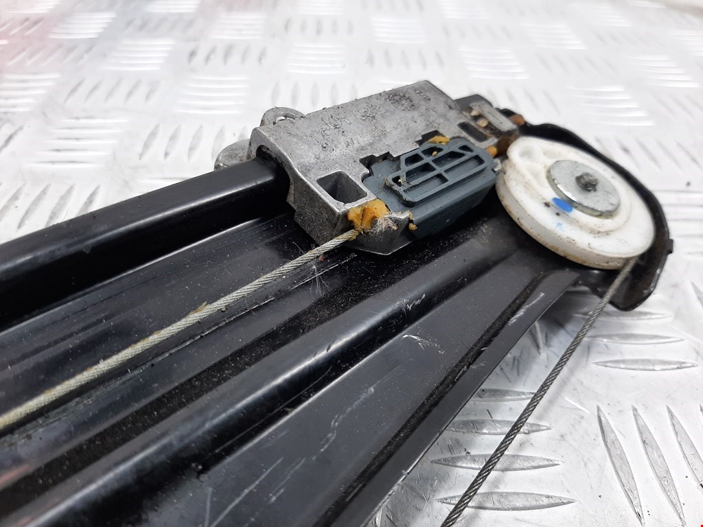 Стеклоподъемник задний левый BMW 5er 5 серия E60/E61 2003-2010