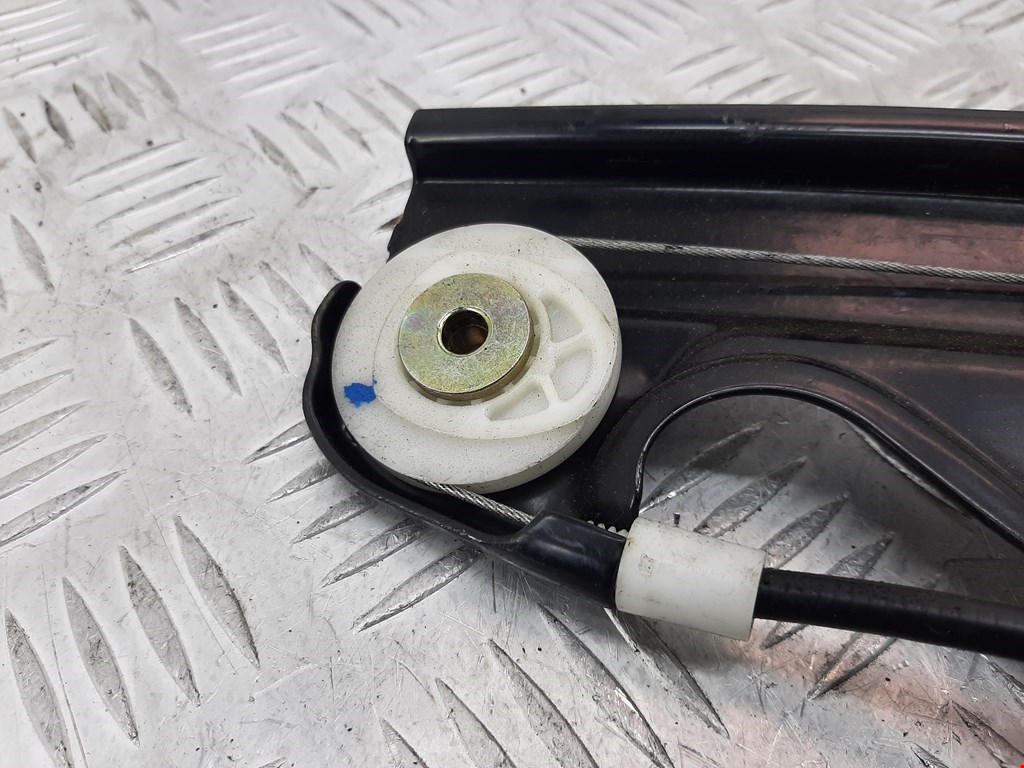 Стеклоподъемник задний левый BMW 5er 5 серия E60/E61 2003-2010