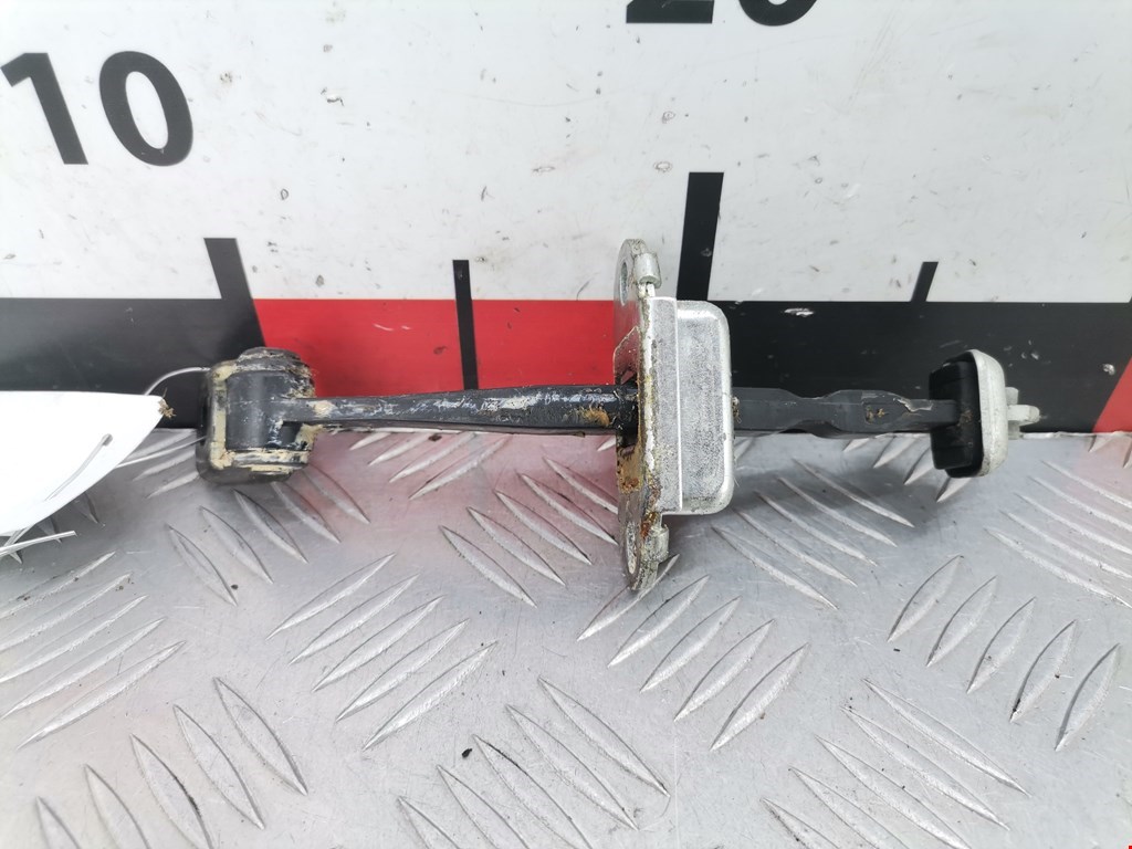 Ограничитель открывания двери SKODA Octavia A5 1Z- 2004-2013