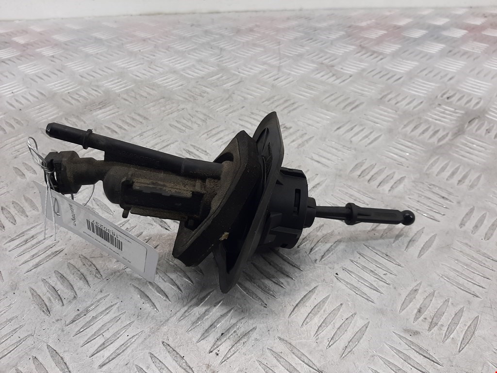 Цилиндр сцепления главный VOLVO C30 2006-2013