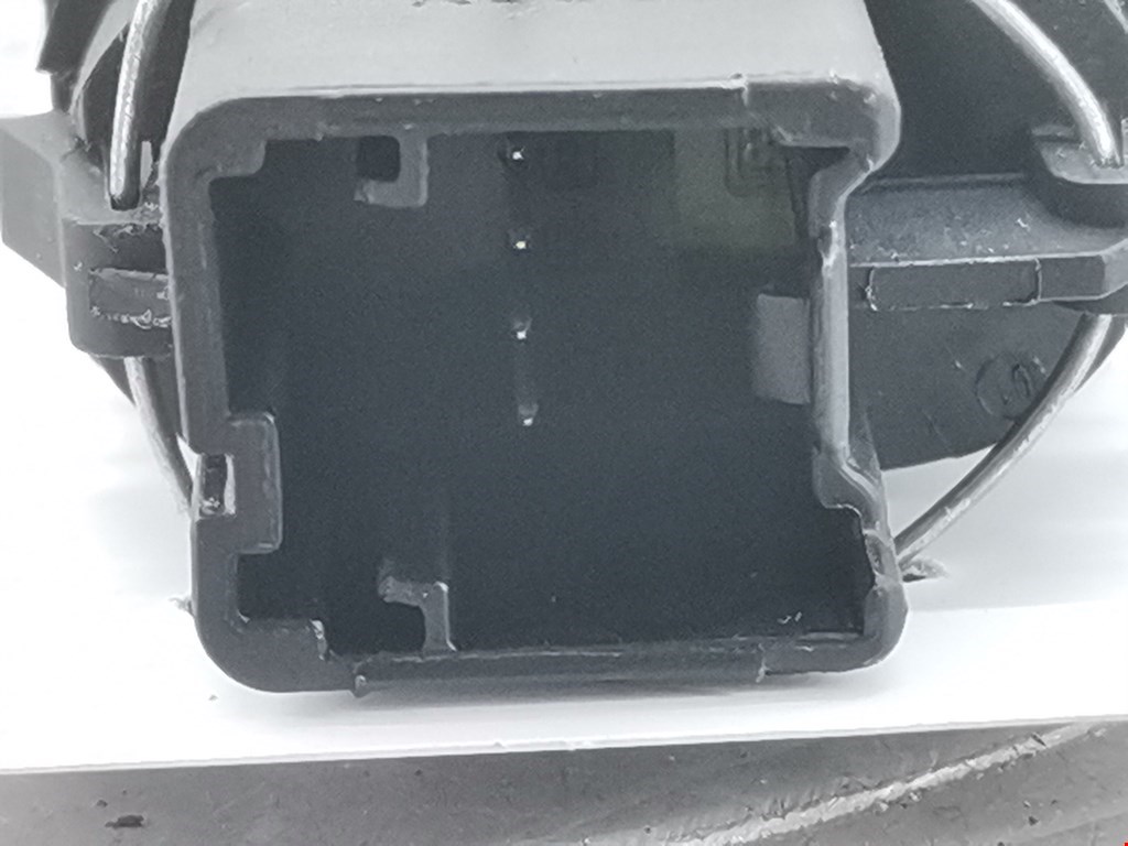 Кнопка стеклоподъемника FORD Kuga 2008-2012