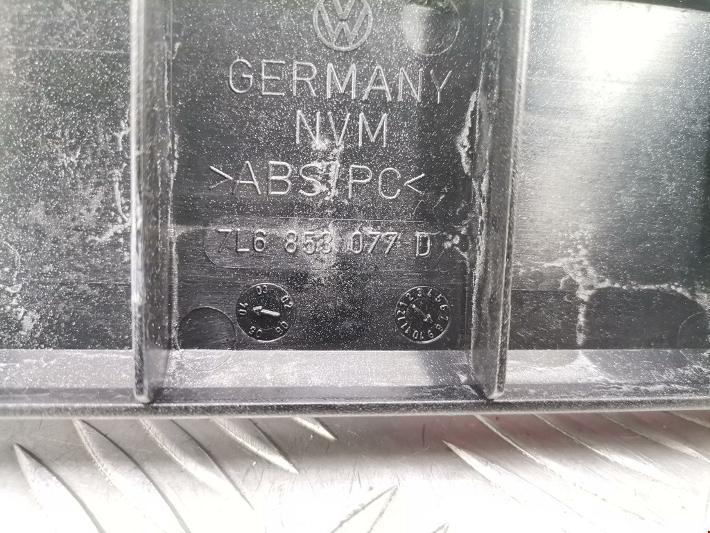 Ручка дверная передняя внутренняя левая VOLKSWAGEN Touareg 2002-2010