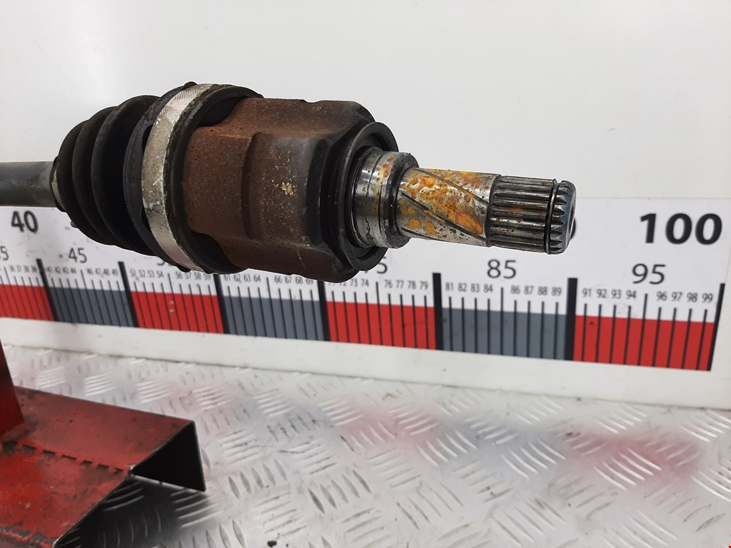 Полуось (привод, приводной вал) передняя правая OPEL Corsa D 2006-2014