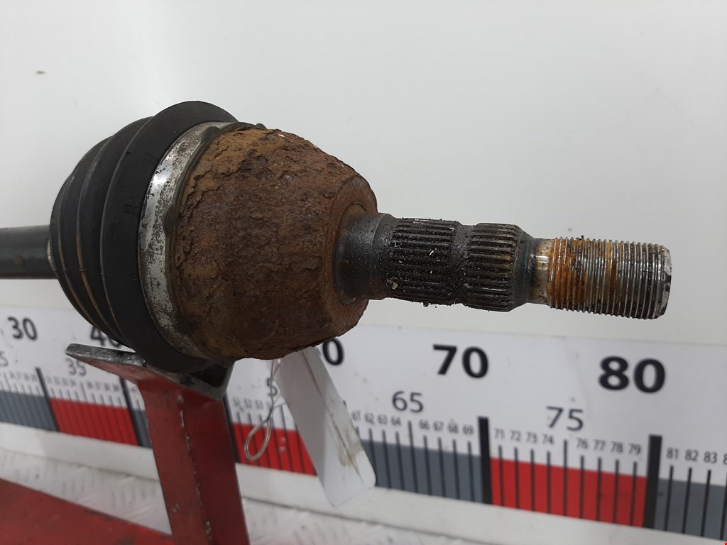 Полуось (привод, приводной вал) передняя левая OPEL Zafira B 2005-2012