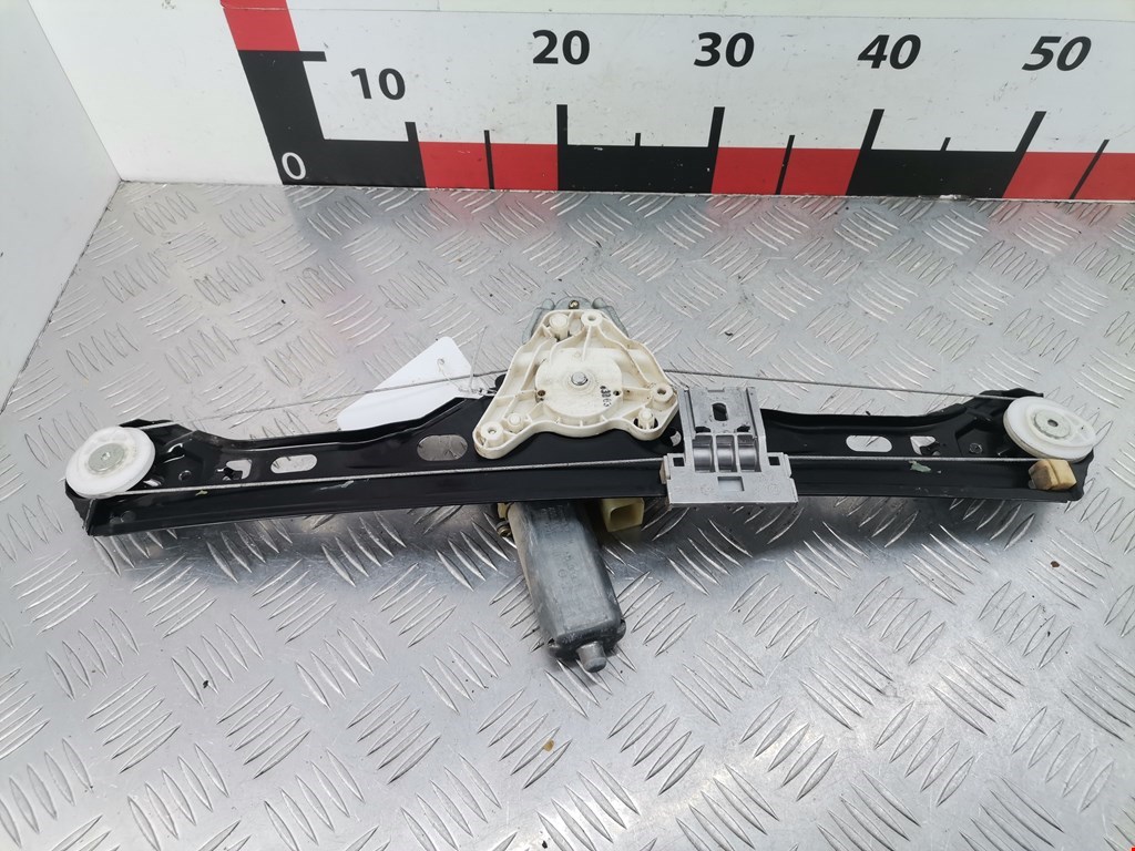 Стеклоподъемник задний правый MERCEDES-BENZ C-Class C-klasse W203 2000-2007