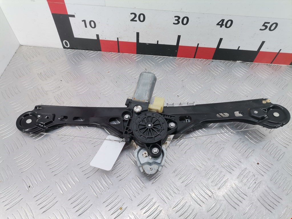 Стеклоподъемник задний правый MERCEDES-BENZ C-Class C-klasse W203 2000-2007