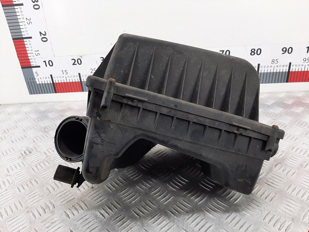 Корпус воздушного фильтра OPEL Zafira B 2005-2012