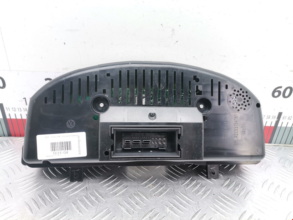 Панель приборов (щиток) VOLKSWAGEN Passat B6 2005-2011
