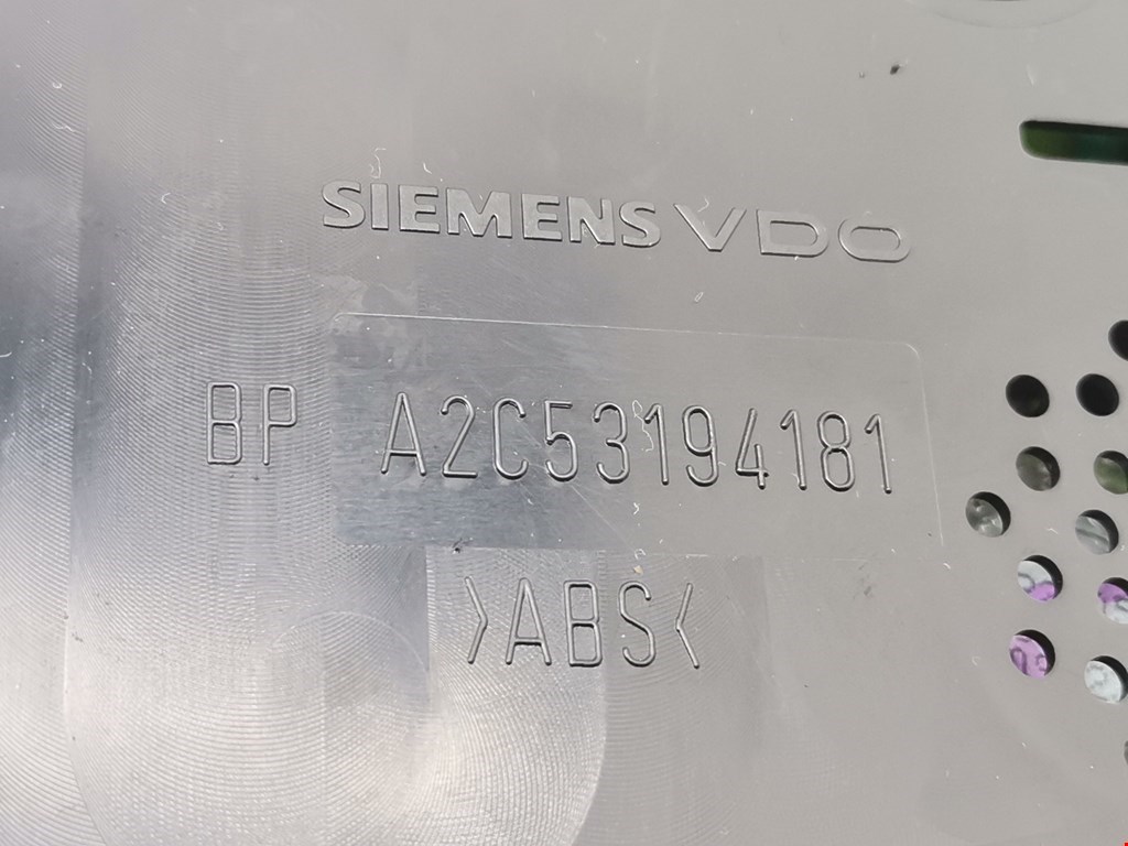 Панель приборов (щиток) VOLKSWAGEN Passat B6 2005-2011