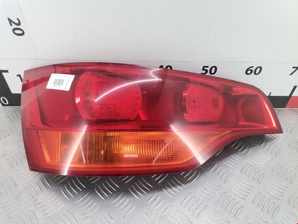 Фонарь задний внутренний левый AUDI Q7 I 2006-2015