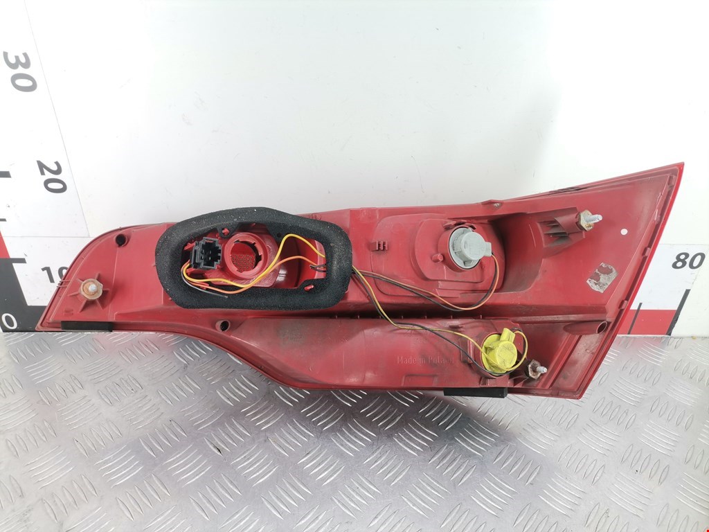 Фонарь задний внутренний левый AUDI Q7 I 2006-2015
