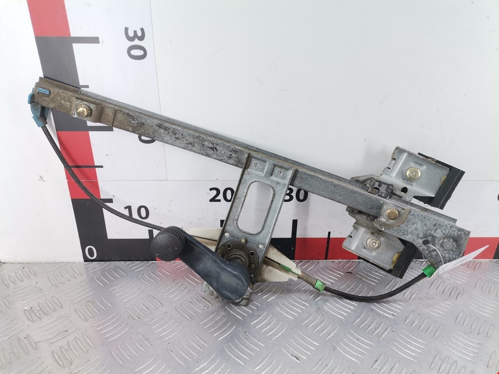 Стеклоподъемник задний левый VOLKSWAGEN Golf III 1991-1997