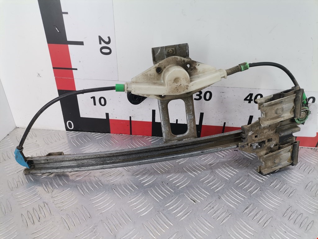 Стеклоподъемник задний левый VOLKSWAGEN Golf III 1991-1997