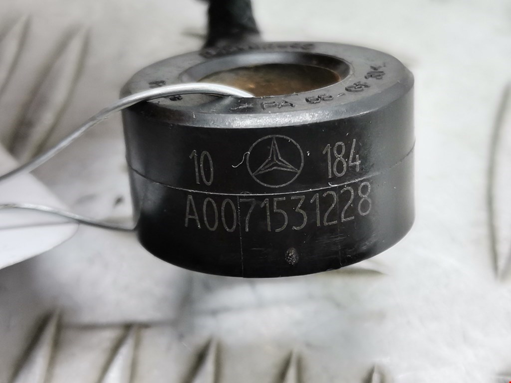 Датчик детонации MERCEDES-BENZ C-Class C-klasse W204 2007-2015