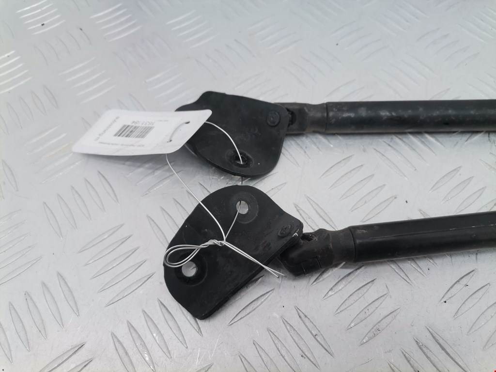 Амортизатор крышки (двери) багажника OPEL Astra J 2009-2017