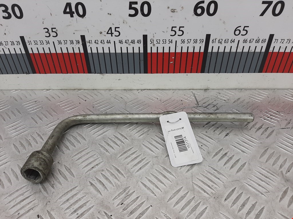 Ключ балонный SSANG YONG Rodius 2004-2013