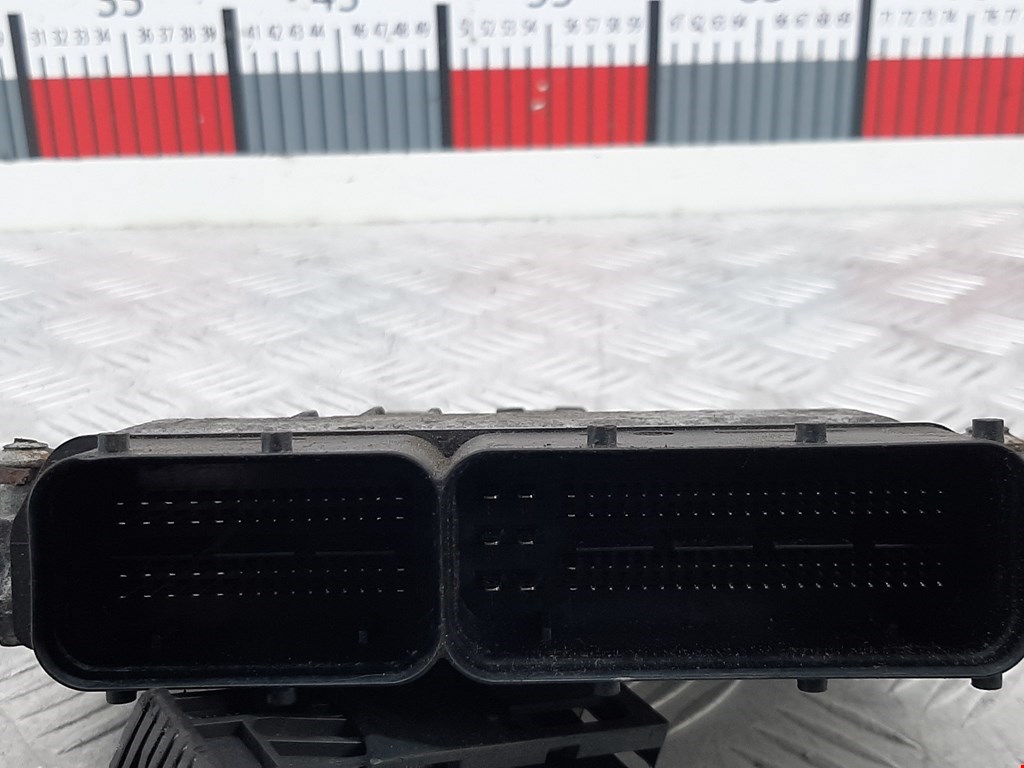 Блок управления двигателя (ЭБУ) SKODA Rapid 2012-2020