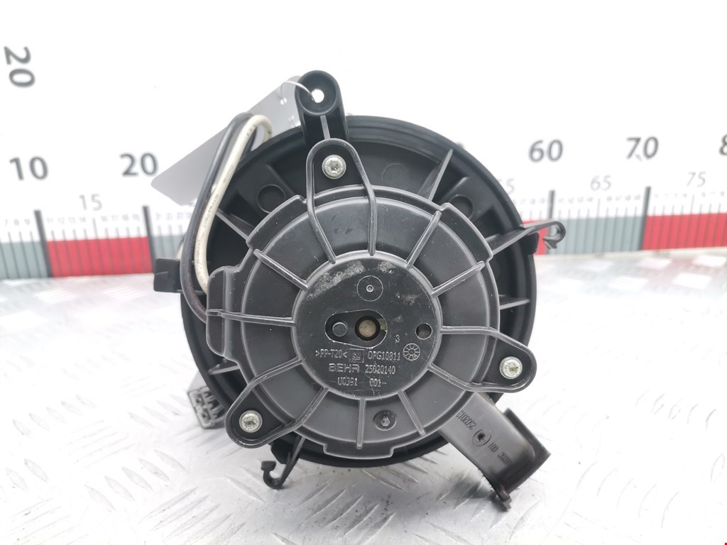 Моторчик (мотор) отопителя салона OPEL Astra J 2009-2017