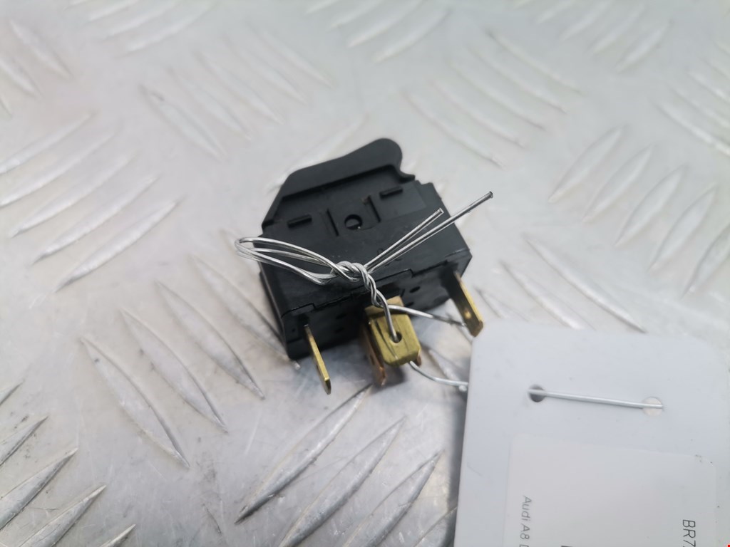 Кнопка стеклоподъемника AUDI A8 D2 1994-2002