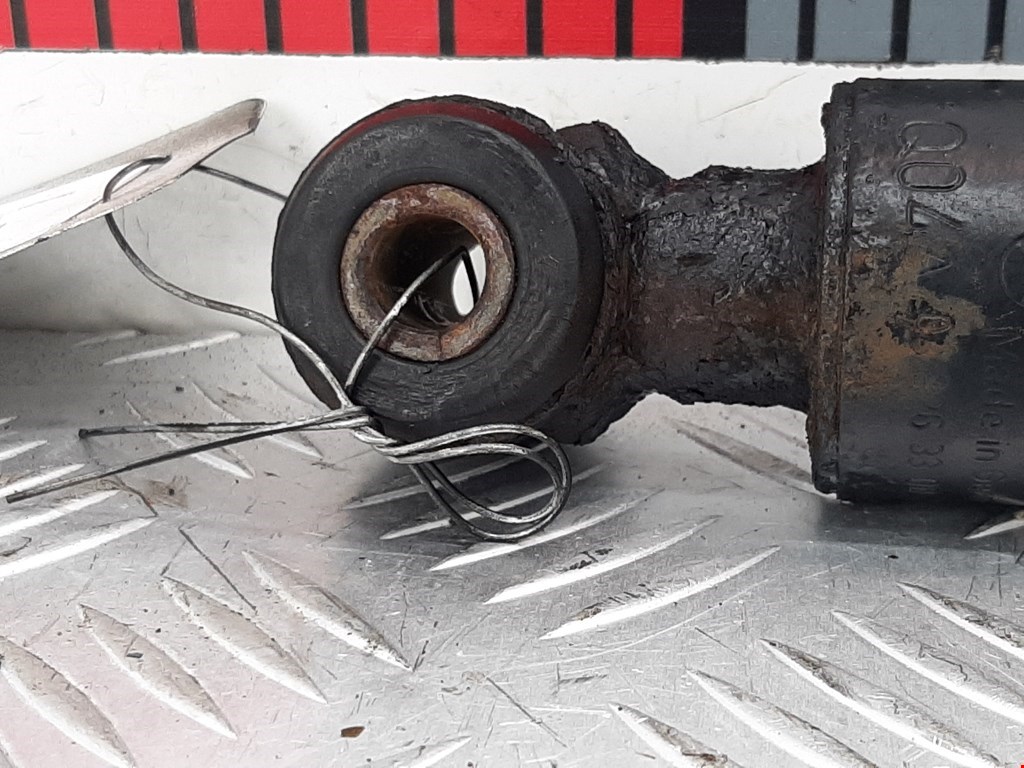 Амортизатор задний правый MERCEDES-BENZ CLC-Class CL203 2008-2011