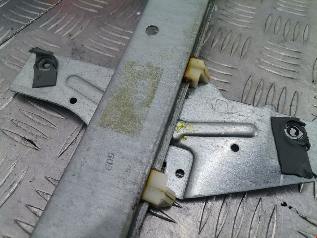 Стеклоподъемник задний правый PEUGEOT 207 2006-2015