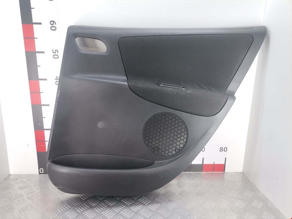 Обшивка (карта) двери задней правой Peugeot 207 (2006-2014)