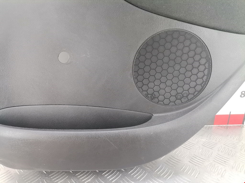 Обшивка двери задняя правая PEUGEOT 207 2006-2015