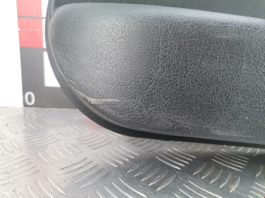 Обшивка двери задняя правая PEUGEOT 207 2006-2015