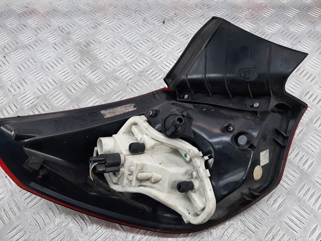 Фонарь задний правый OPEL Astra J 2009-2017