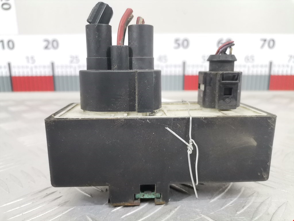 Блок управления вентилятором VOLKSWAGEN Polo IV 2001-2009