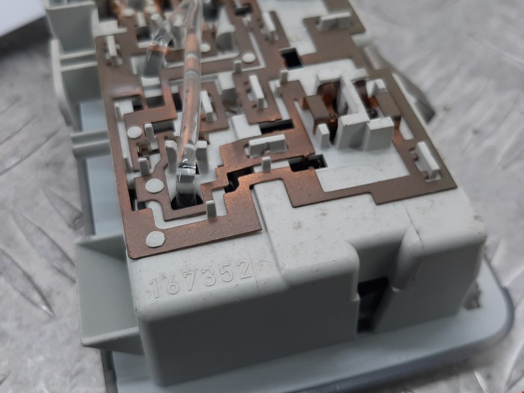 Плафон салонный (салона фонарь) OPEL Astra J 2009-2017