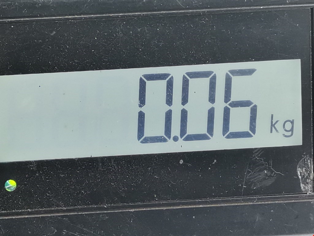 Кронштейн переднего бампера правый VOLKSWAGEN Passat B6 2005-2011