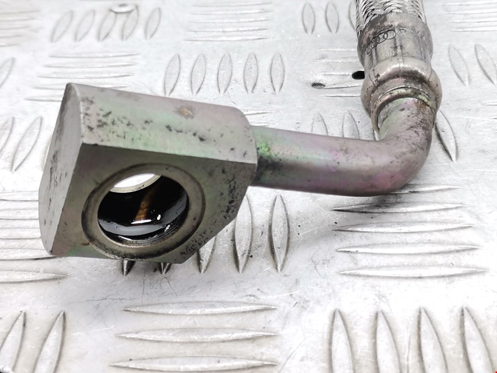 Трубка нагнетателя VOLKSWAGEN Passat B5 1997-2005