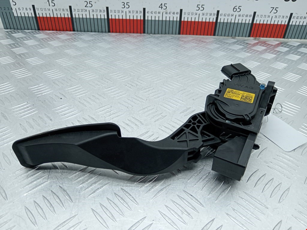 Педаль газа SKODA Rapid 2012-2020