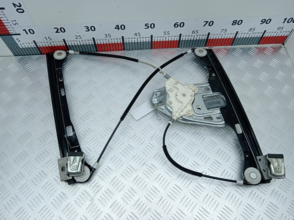 Стеклоподъемник передний правый MERCEDES-BENZ CLC-Class CL203 2008-2011